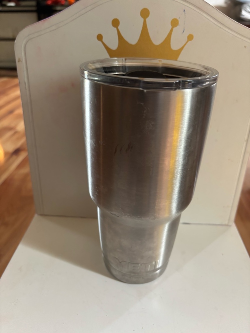 Yeti Stainless Steel Tumbler - Silver Mirror Finish